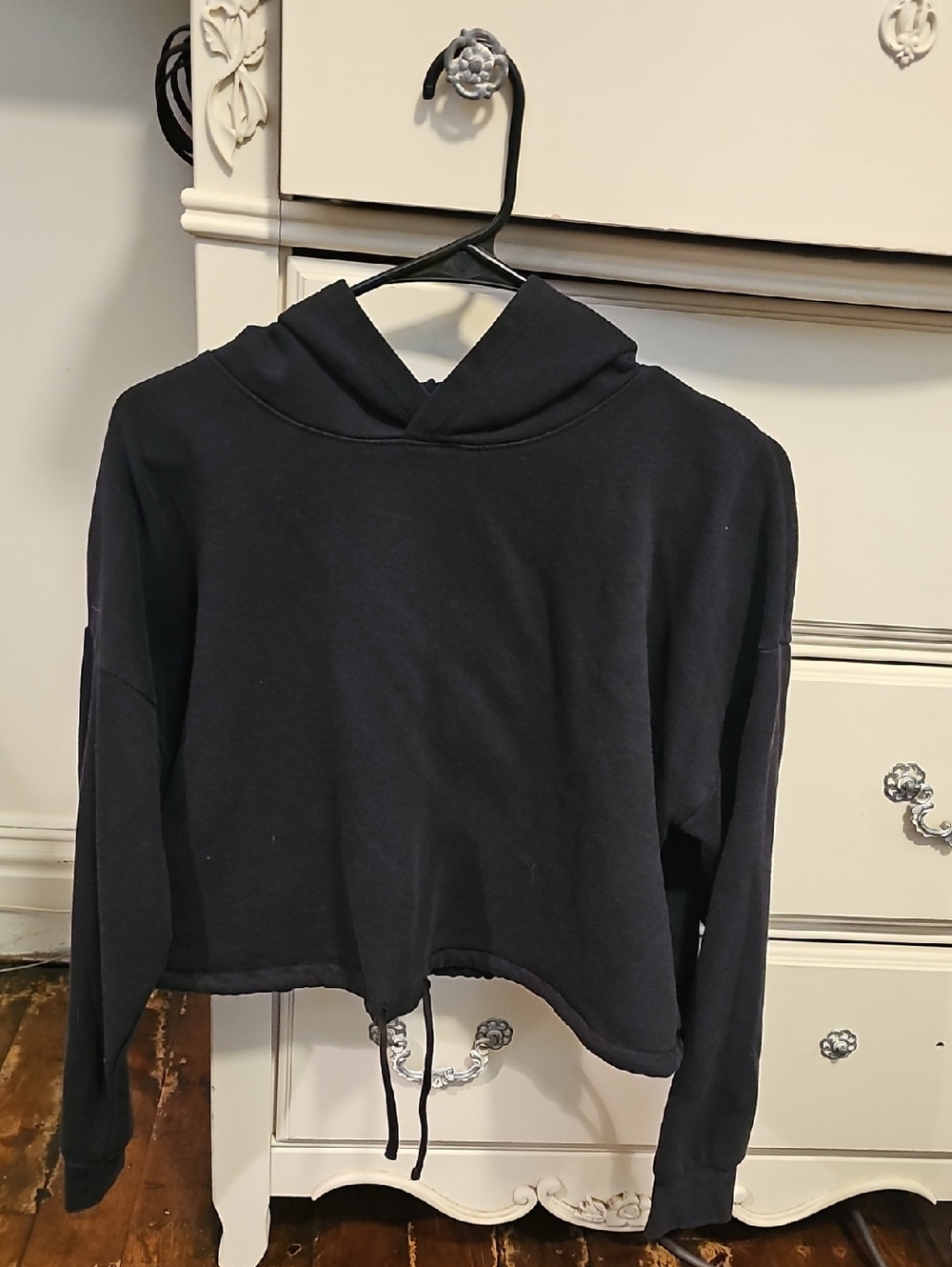 Aeropostale Cropped Faded Black Hooded Sweatshirt